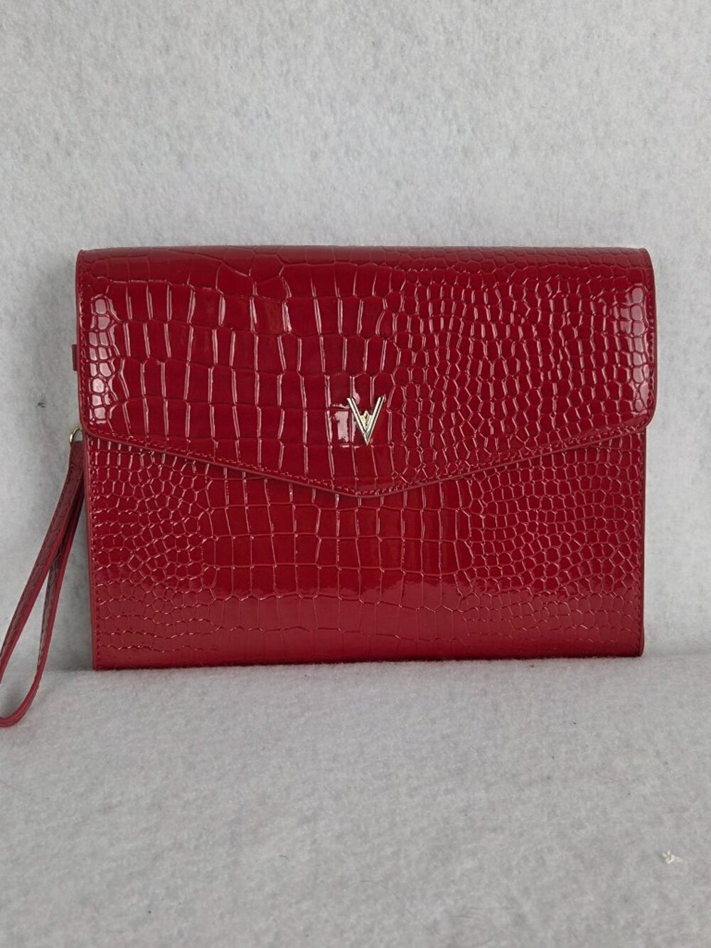 NWT Vanessa Williams Eden Clutch Faux Red Crocodile